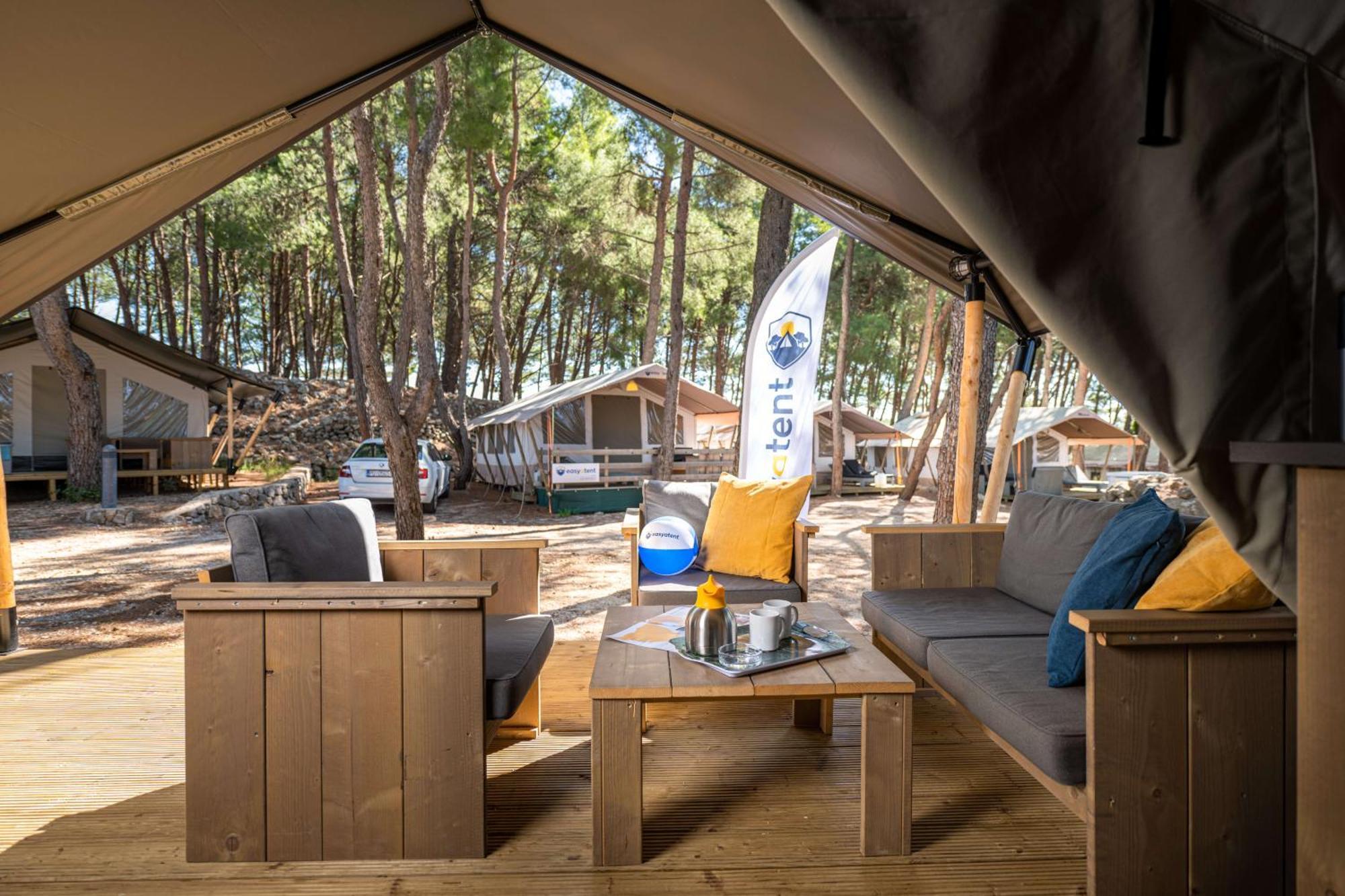 Easyatent Safari Tent Lanterna Červar-Porat Oda fotoğraf