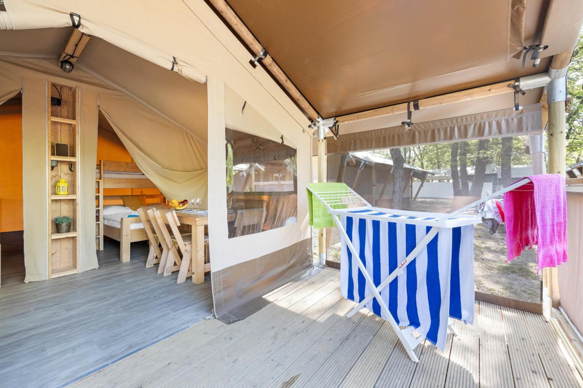 Easyatent Safari Tent Lanterna Červar-Porat Oda fotoğraf