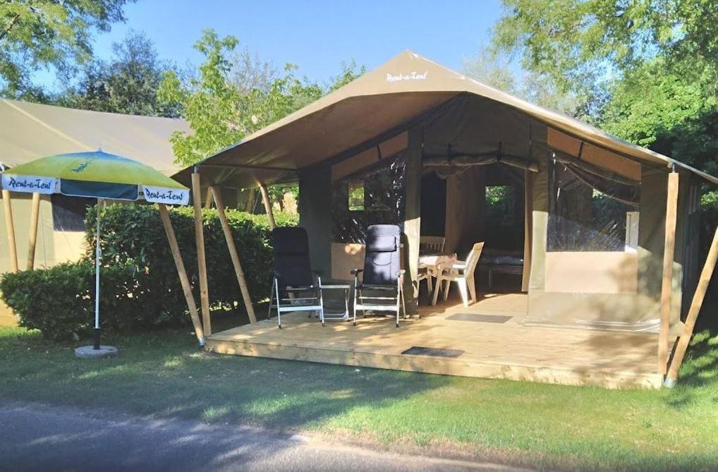 Easyatent Safari Tent Lanterna Červar-Porat Oda fotoğraf